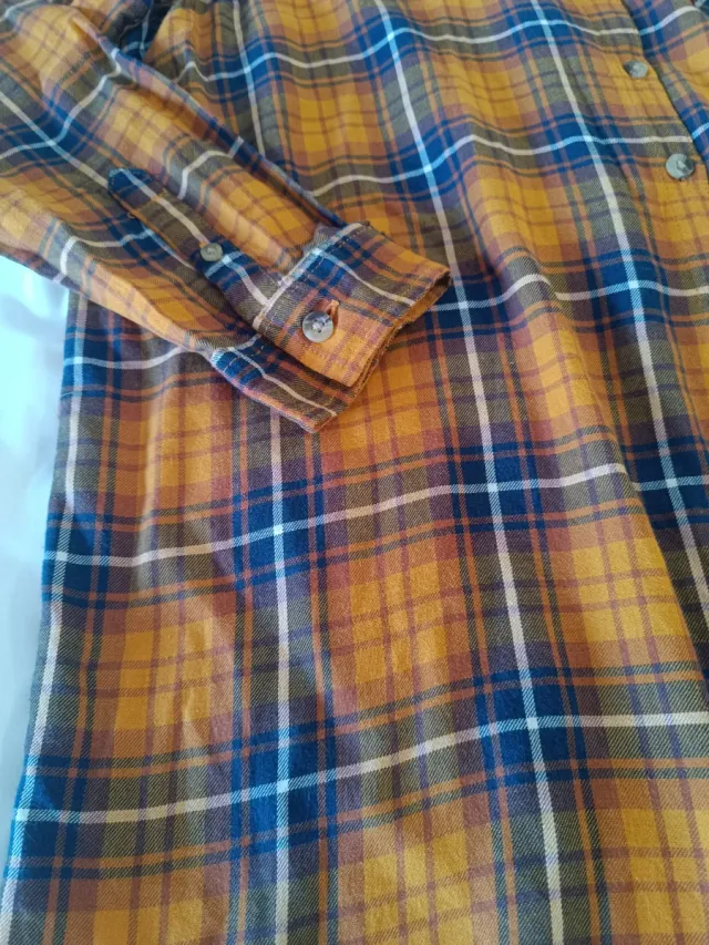 Camisa de cuadros mostaza y azul