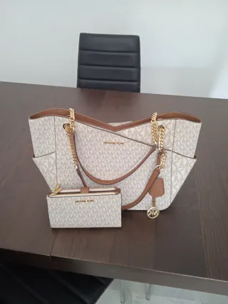 Bolso Michael Kors con Cartera Beige/Marrón