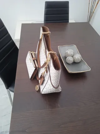 Bolso Michael Kors con Cartera Beige/Marrón