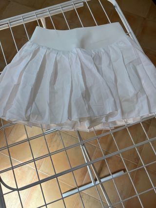 Falda pantalón blanca plisada