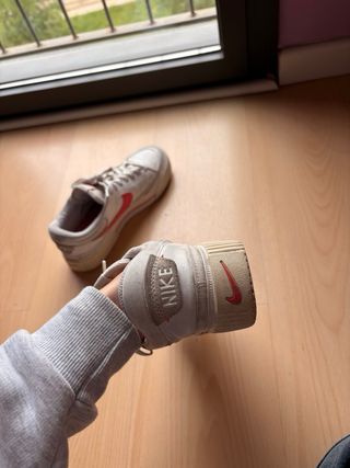 Bambas Nike blancas y rosa