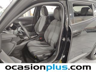 Peugeot 2008 Allure Hybrid eDCS6 100 kW (136 CV)