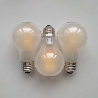 3 lampadine led a luce calda OSRAM, 3.8W/806 lumen