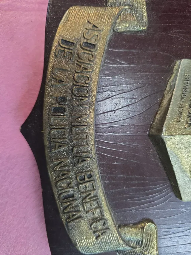 Placa Águila Policía Nacional Antigua