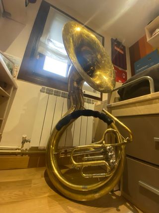 Sousaphone / Helicon
