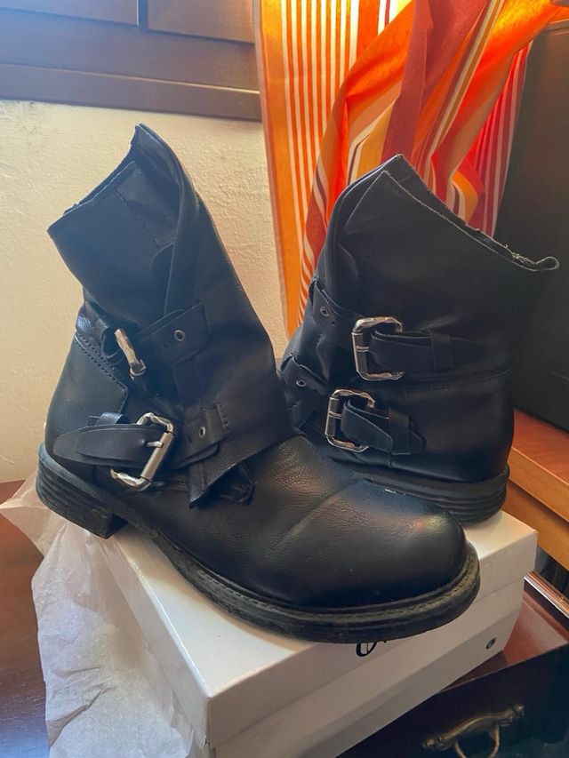 Botas Variadas, elegir modelo.