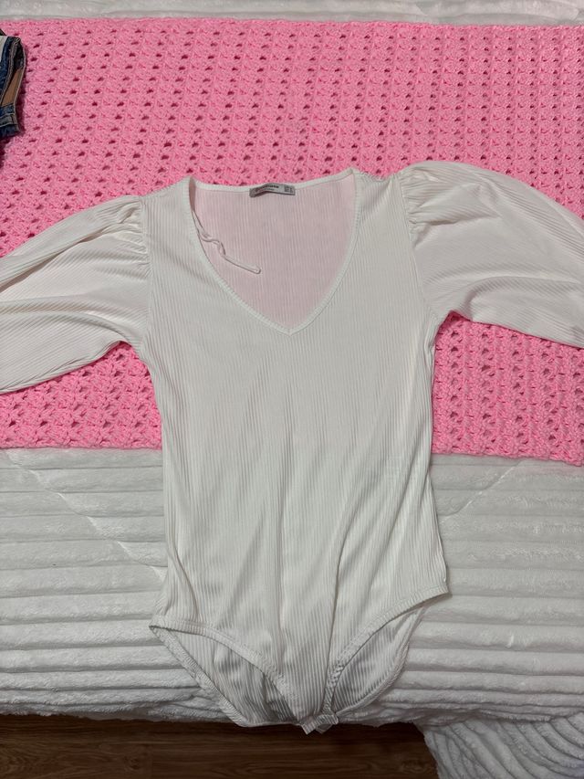 Body blanco manga abullonada