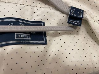 Camisa blanca caballero con puntos