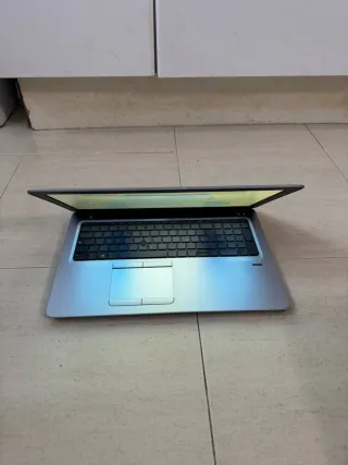 Ordenador Portátil HP i5