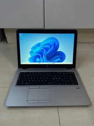 Ordenador Portátil HP i5