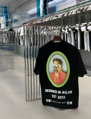 T-shirt Off-White Designed in Milan M