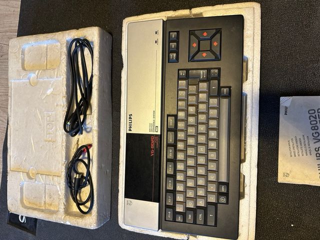 Philips VG 8020 Computer