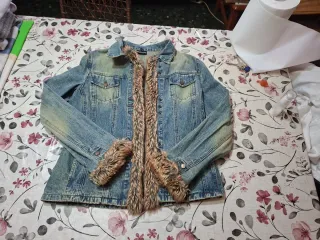 Chaqueta tejana con pelo