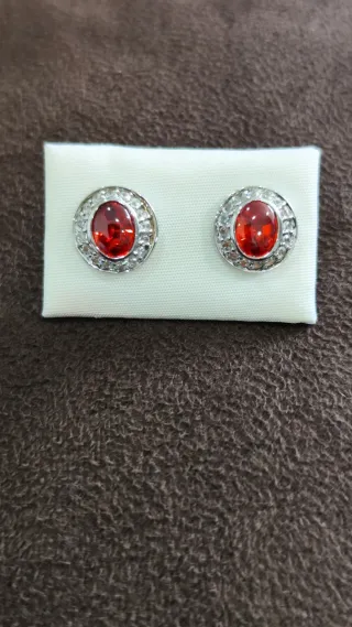 Pendientes plata chica con piedra roja nuevos