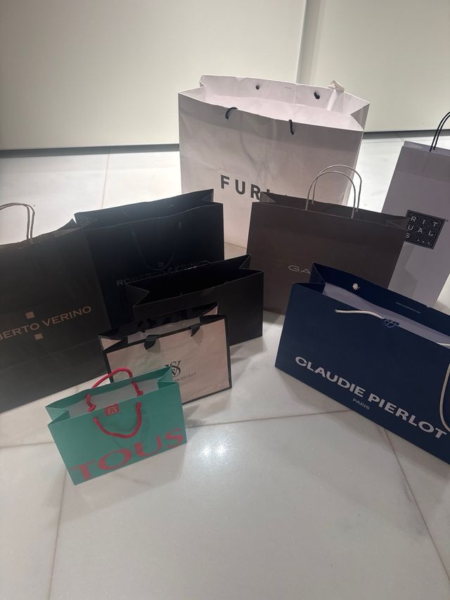 11 Bolsas de Marca: Furla, Tous, Victoria's Secret