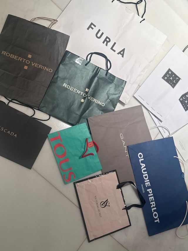 11 Bolsas de Marca: Furla, Tous, Victoria's Secret