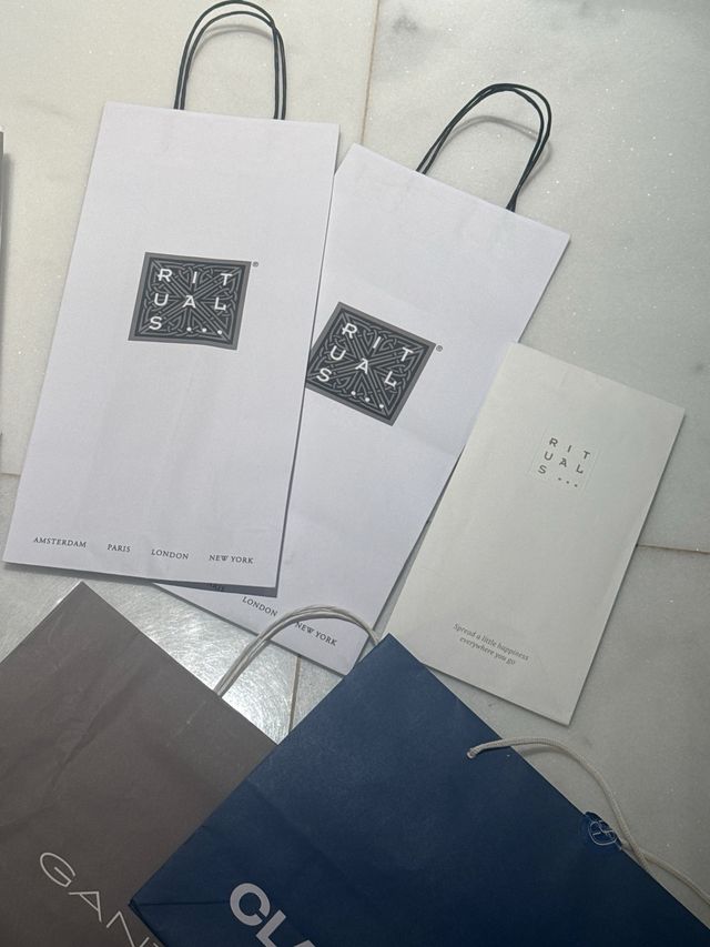 11 Bolsas de Marca: Furla, Tous, Victoria's Secret