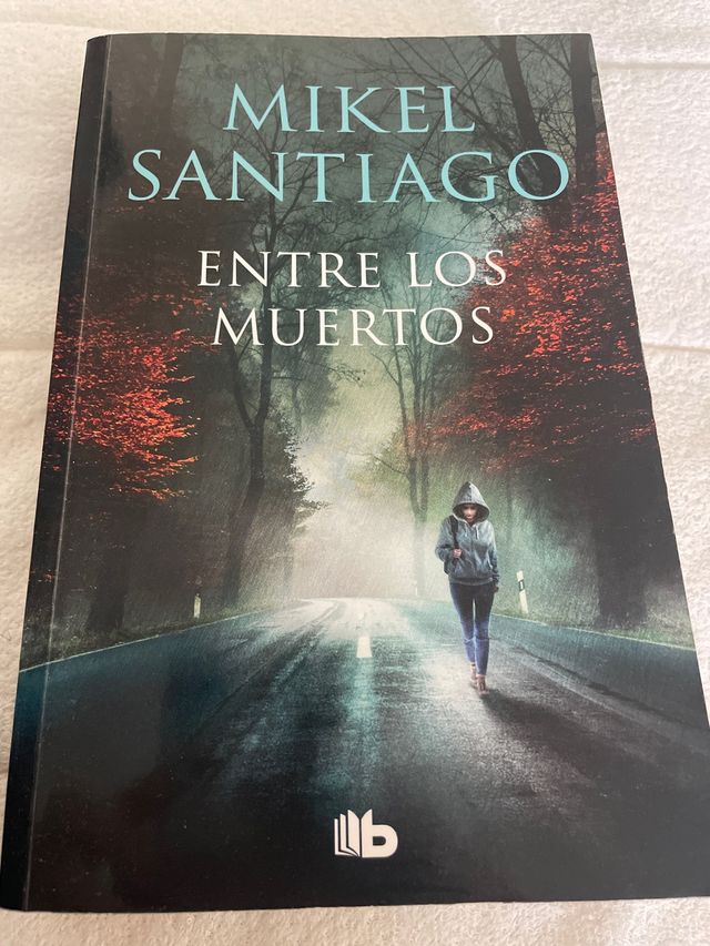 Entre los muertos (Trilogía de Illumbe 3)