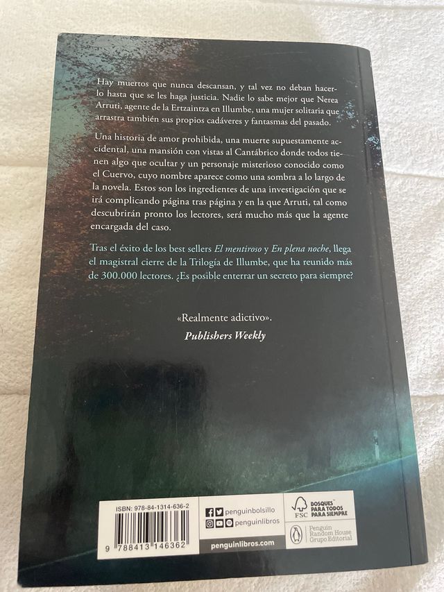 Entre los muertos (Trilogía de Illumbe 3)