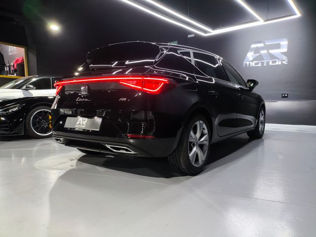 SEAT León 2.0 TDI DSG7 SS FR