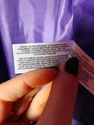 Abrigo morado Paula Echevarría Primark seminuevo