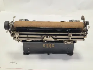 Máquina Escribir Antigua Corona Plegable