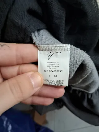 Vestido gris y negro talla M de Veluta Moda