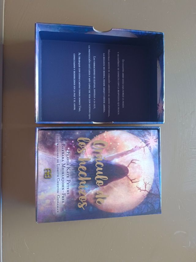 Oráculo de los Hechizos - Libro y Cartas