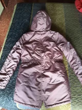 Abrigo niña rosa con capucha