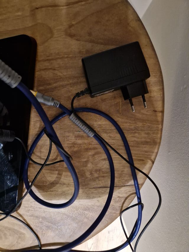 Televisor LG Negro 24"