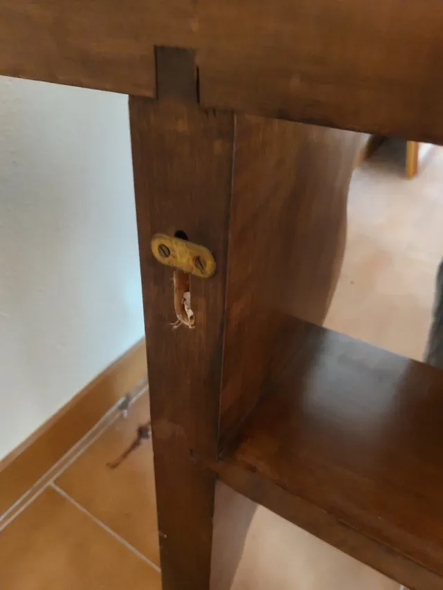 Estantería de colgar en pared, de madera