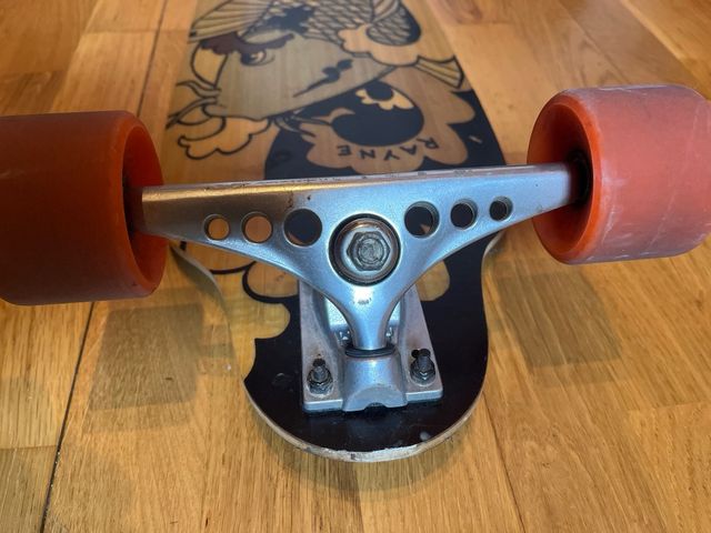 Longboard RAYNE.