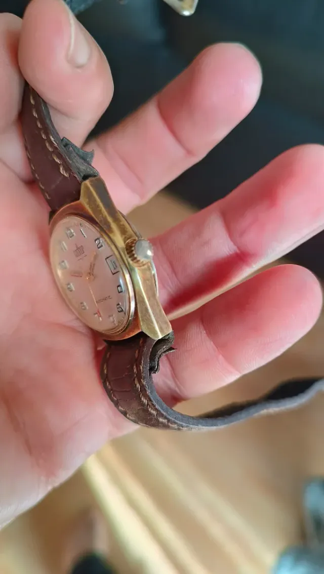 Reloj Codhor Automático Dorado