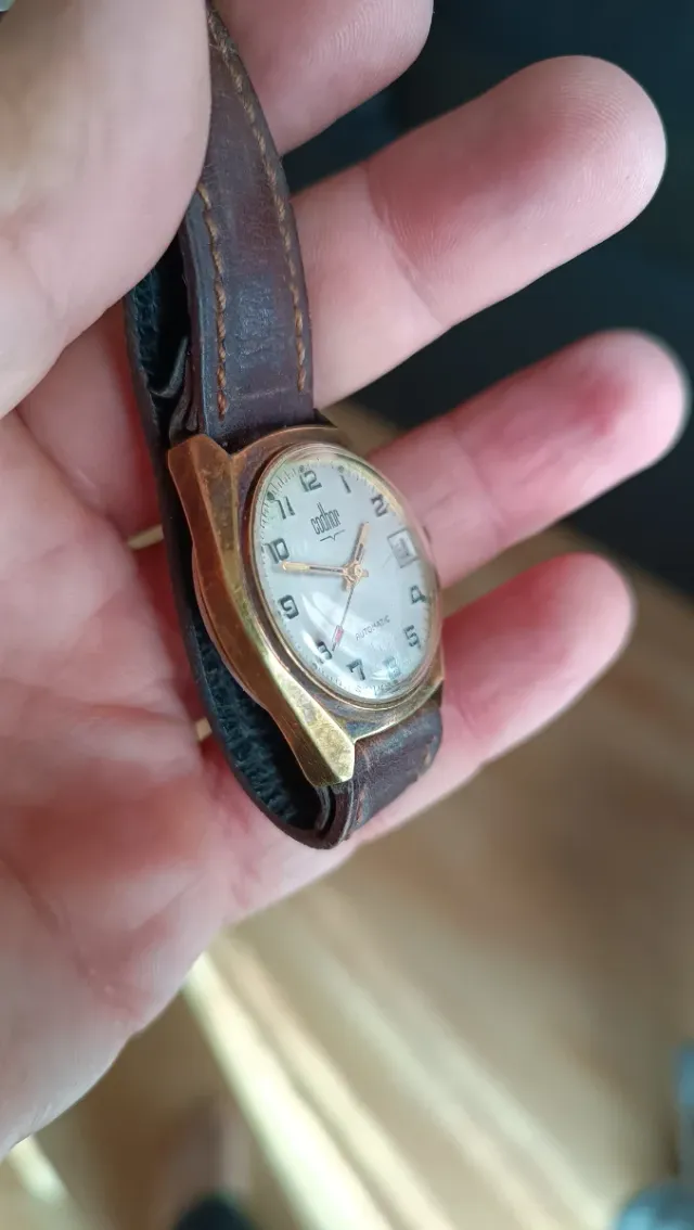 Reloj Codhor Automático Dorado