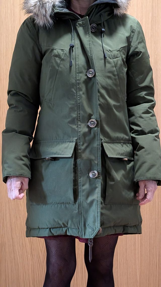 Abrigo verde Superdry con capucha