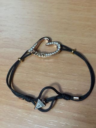 Pulsera Guess Corazón Brillante Original