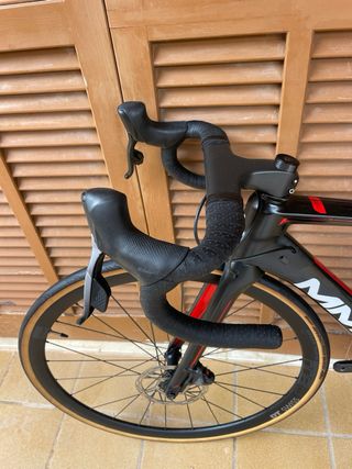 Bicicleta de carretera MMR ADRENALINE Di2 12 S