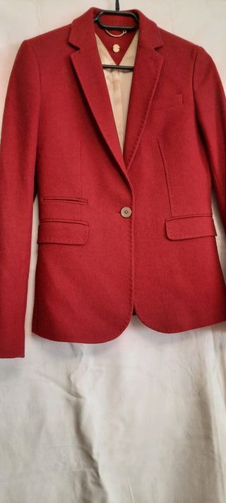 Chaqueta americana roja