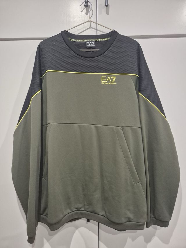 Sudadera EA7 Verde y Negra