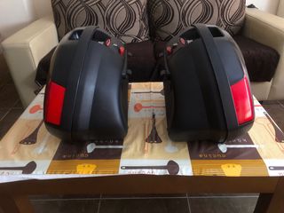 Maletas Laterales Givi V35