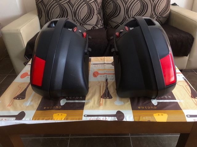 Maletas Laterales Givi V35