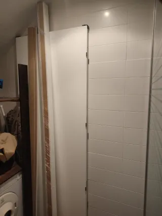 Puertas macizas blancas