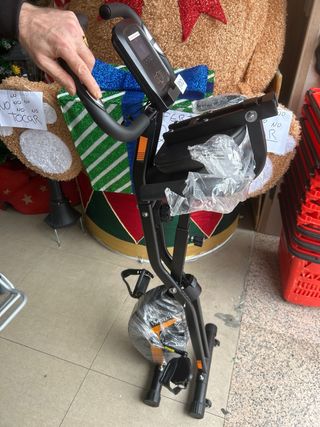 Bicicleta estática para ejercicio