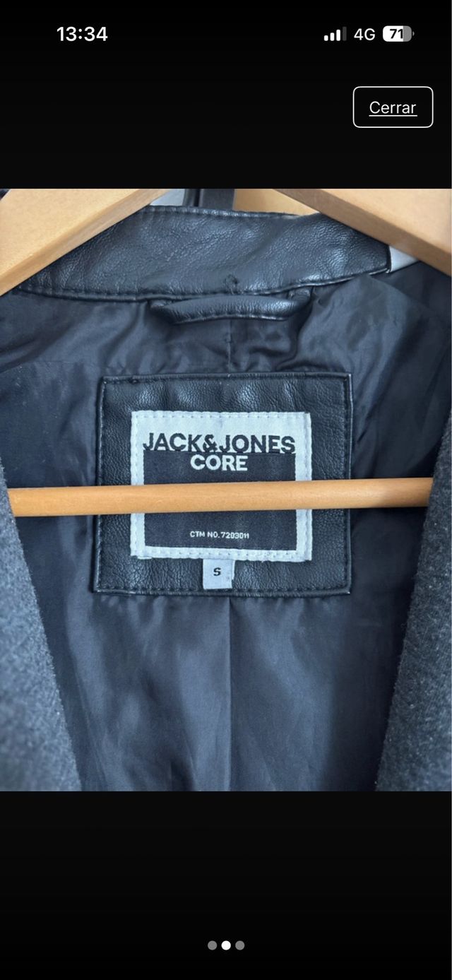 Chaqueta Jack & Jones Negra con Capucha
