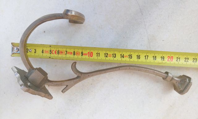 Appendiabiti antico modernista in ottone con finitura argento invecchiato