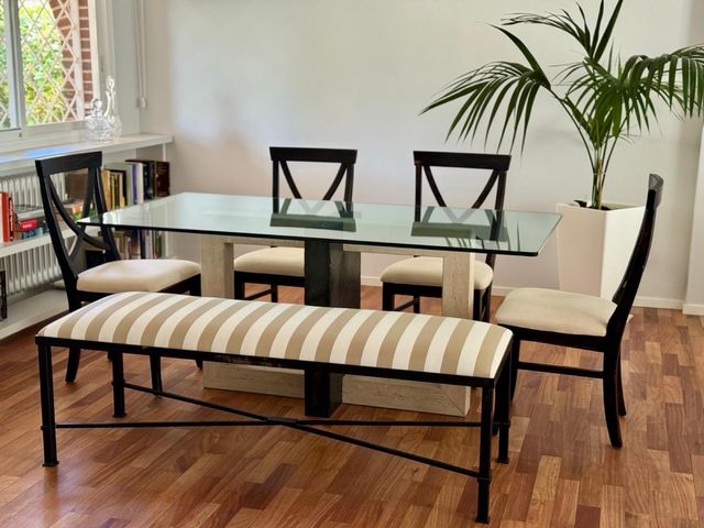 Mesa de comedor diseño cristal y piedra