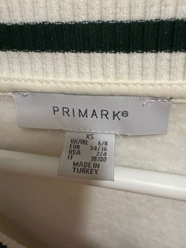 Sudadera Primark V-neck Sunday Sports Club Talla X