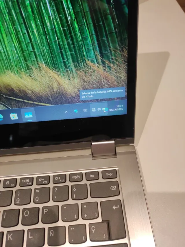 Lenovo Yoga 530-14IKB con cargador