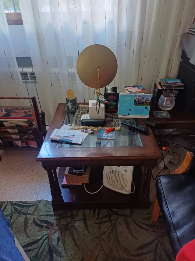 URGE.Mesa Centro y Auxiliares.