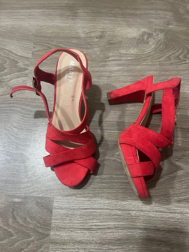Zapatos de tacón Marypaz rojos
